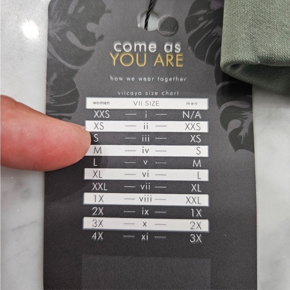 VIICAYA Vii Sports Bra Sage Green Size Small $48 Retail NWT - Picture 8 of 10